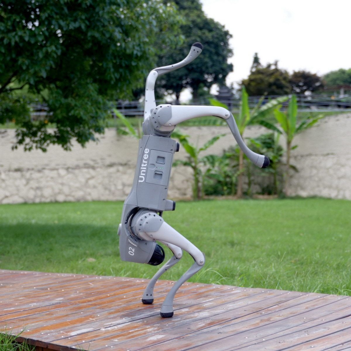 Робот-собака Unitree Go2 AIR Робот-собака Unitree Go2 AIR